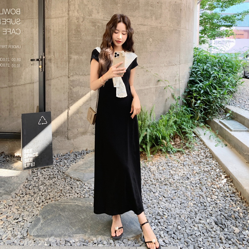 黑色时尚减龄气质感轻熟风连衣裙女2025夏季新款时髦洋气过膝长裙