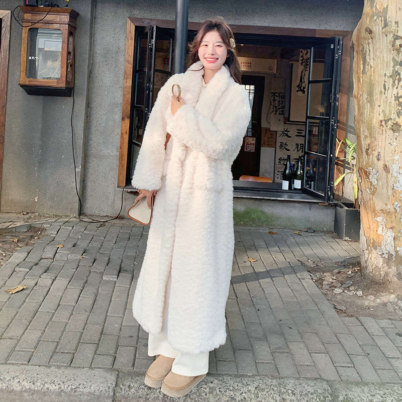 超好看慵懒风长款毛绒外套女2025年冬季新款轻奢高级感羊羔毛大衣