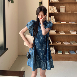 新款 俏皮甜美感小性感牛仔连衣裙女2025夏季 镂空设计小个子中长裙