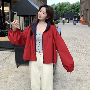 红色潮流减龄正反两穿休闲外套女2025年秋季新款时髦设计穿搭夹克