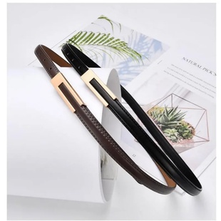 A thin waistband with vintage matte snap buttons for women.