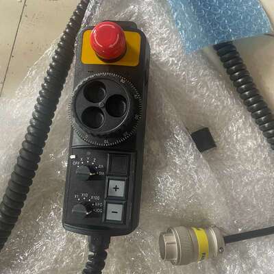 议价PHCS3全新原装potable M.P.G威亚机手轮YO