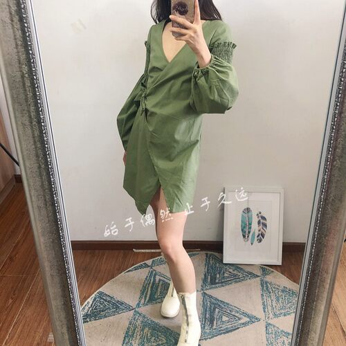 不对称系带款长袖短款小众