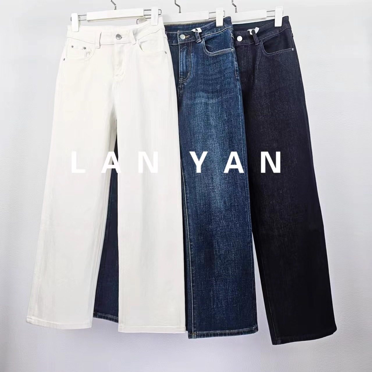 【书婷专享】JZD33090218  刺绣小R法棍牛仔裤