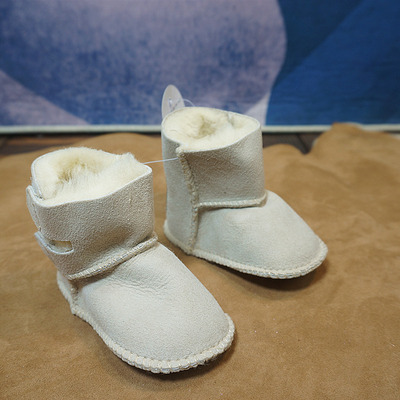 宝宝鞋 家居外穿鞋套 冬季保暖男女童靴  软底软面羊毛靴98-2