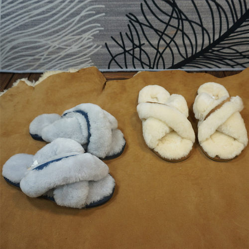 秋冬新款真皮羊毛一体拖鞋 平跟一字拖女士毛毛拖鞋暖和28-6C