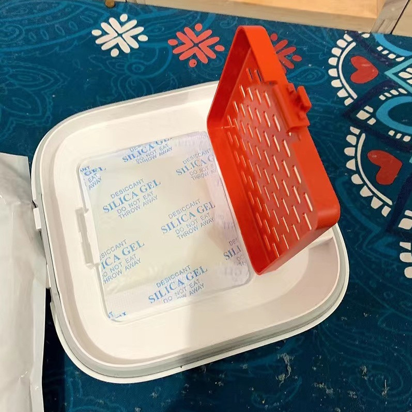 适用于小佩喂食器干燥剂粮桶智能投食机专用配件防潮硅胶包鲜剂