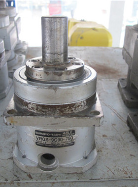 VRGS-9C90-750 新宝减速机 速比1:9 输入轴19mm