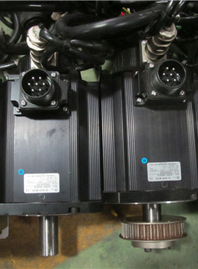 VLBSV-24030-K VLASX-070P3-HXM TOSHIBA伺服驱动器 2.4KW