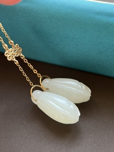 （已结缘）新疆和田玉籽料 白玉兰花耳坠 苏工镶嵌18K黄金耳饰