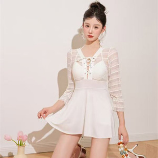 防晒游泳装 批发泳衣女裙式 连体保守显瘦ins风仙女范洋气聚拢长袖