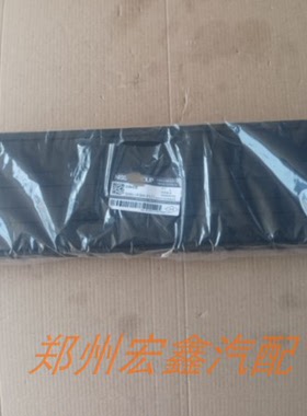 NV200前车门地毯压板 上车踏板黑色 分左右侧 支持鉴定 全新原厂