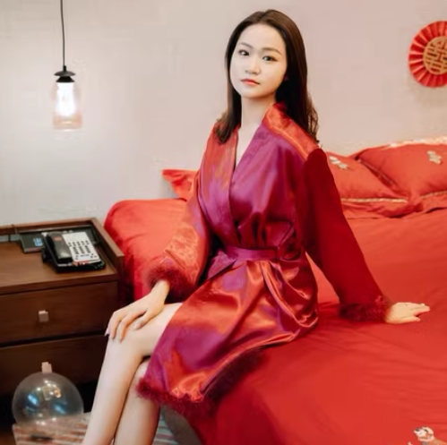 婚礼晨袍女新娘伴娘团冰丝结婚睡袍红色睡衣丝绸长款夏季薄款羽毛