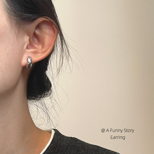 AFunnyStory简约百搭女耳夹