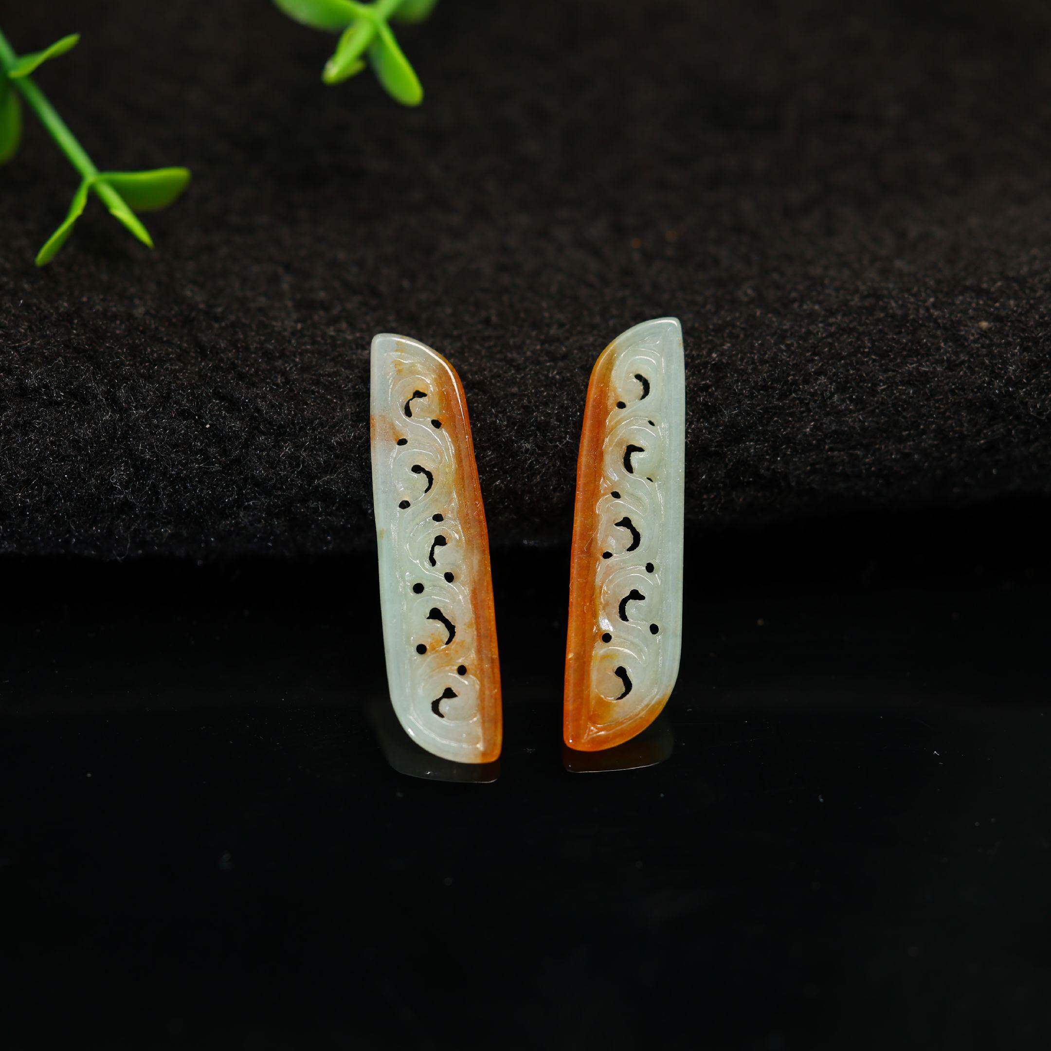 #K057一对白底飘红翡缅甸天然A货翡翠镂空随形耳坠花片裸石