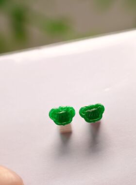 #B904一对冰种满色辣绿天然A货翡翠小如意头 可镶嵌耳钉吊坠顶珠