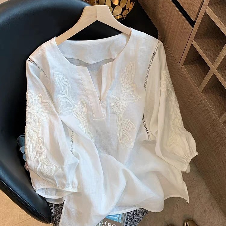 老钱风白色重工刺绣七分袖亚麻衬衫女夏2025新款气质短袖套头小衫