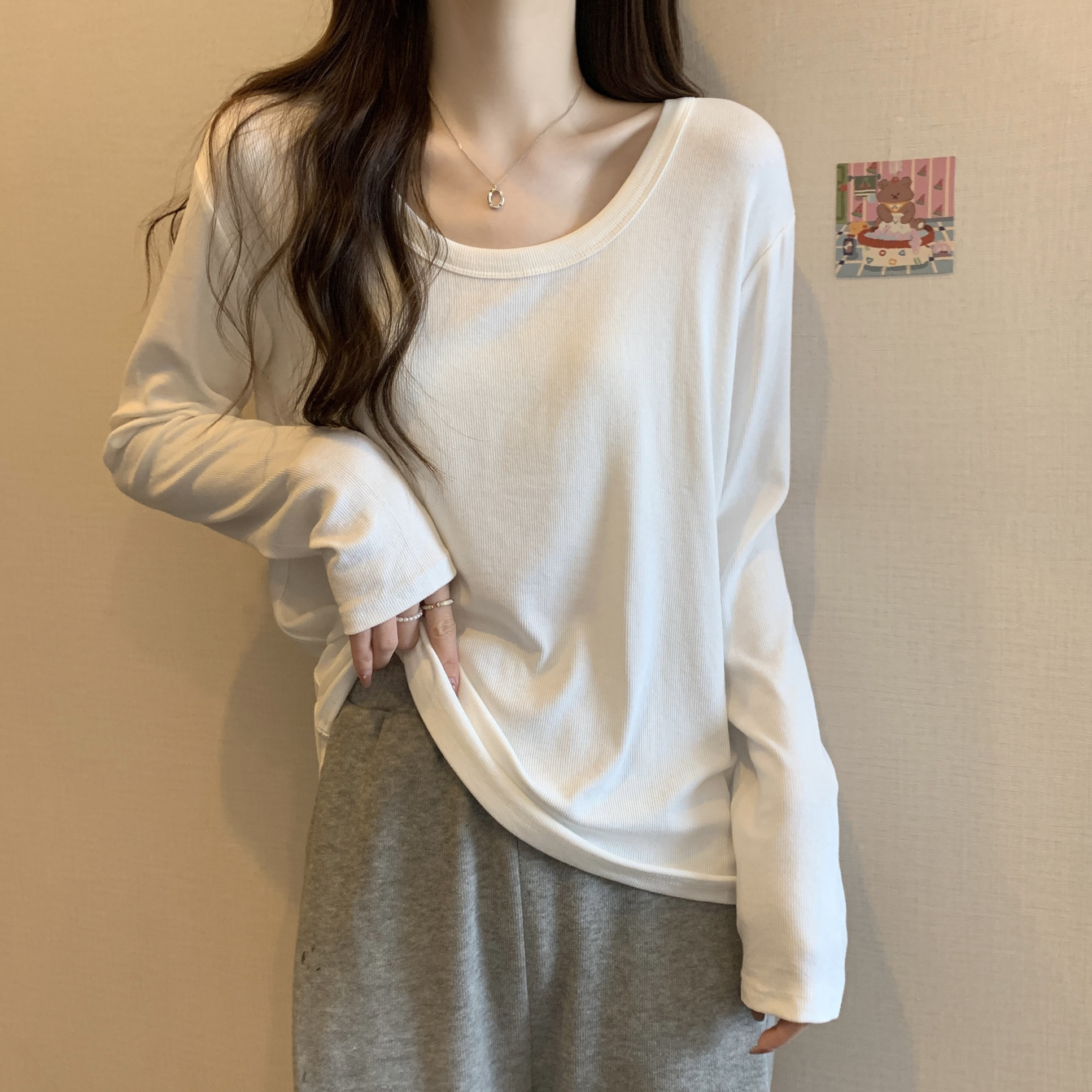 大码女装U领正肩长袖t恤内搭上衣