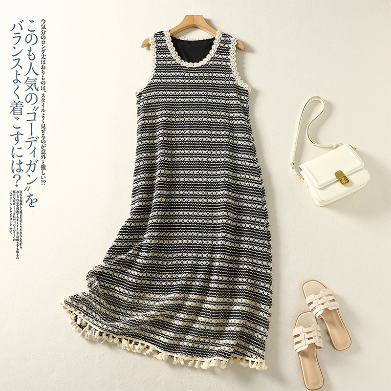 大牌剪标无袖针织背心连衣裙