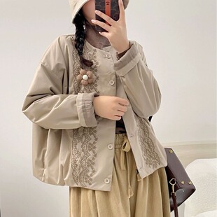 文艺重工刺绣圆领单排扣棉服女秋冬宽松小个子棉衣薄款夹棉短外套
