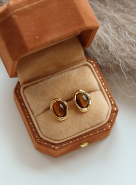 《栗子焦糖》美拉德耳钉轻奢高级感耳环耳夹女2025新款方圆脸显瘦