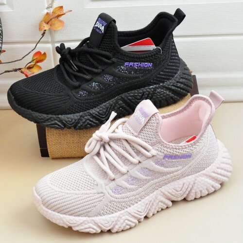 老北京春季宽松妈妈单鞋