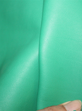 法国原版POMARI 库存小牛皮swift果绿色 平纹肩颈头层真皮DIY皮料