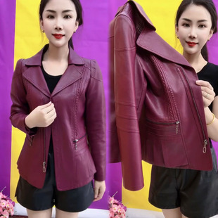 2025春秋中老年人皮衣女短款40-50岁妈妈装中年女士冬装夹克外套