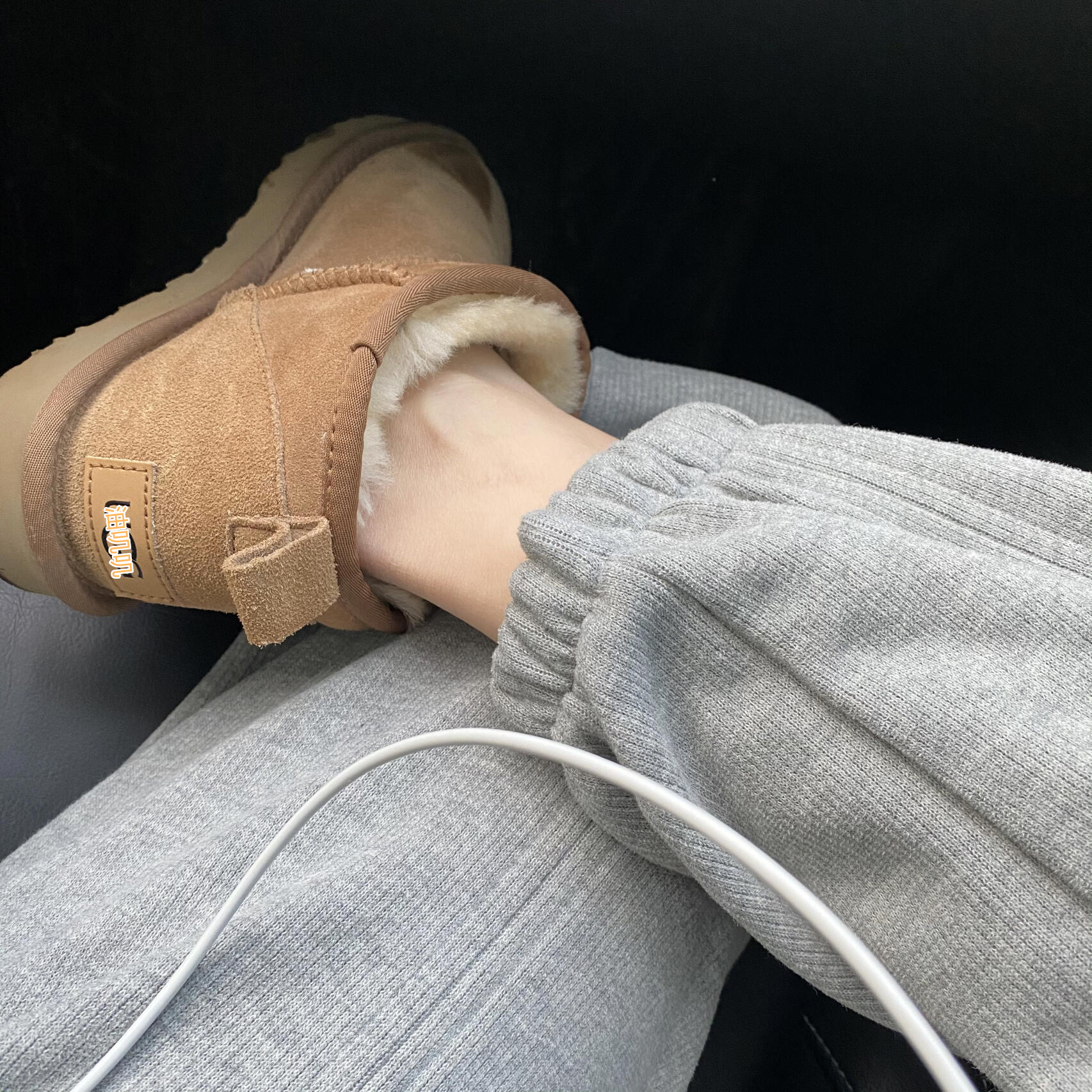 【官网正品】 免税折扣 | 周冬雨同款|冬季经典羊皮毛一体保暖鞋