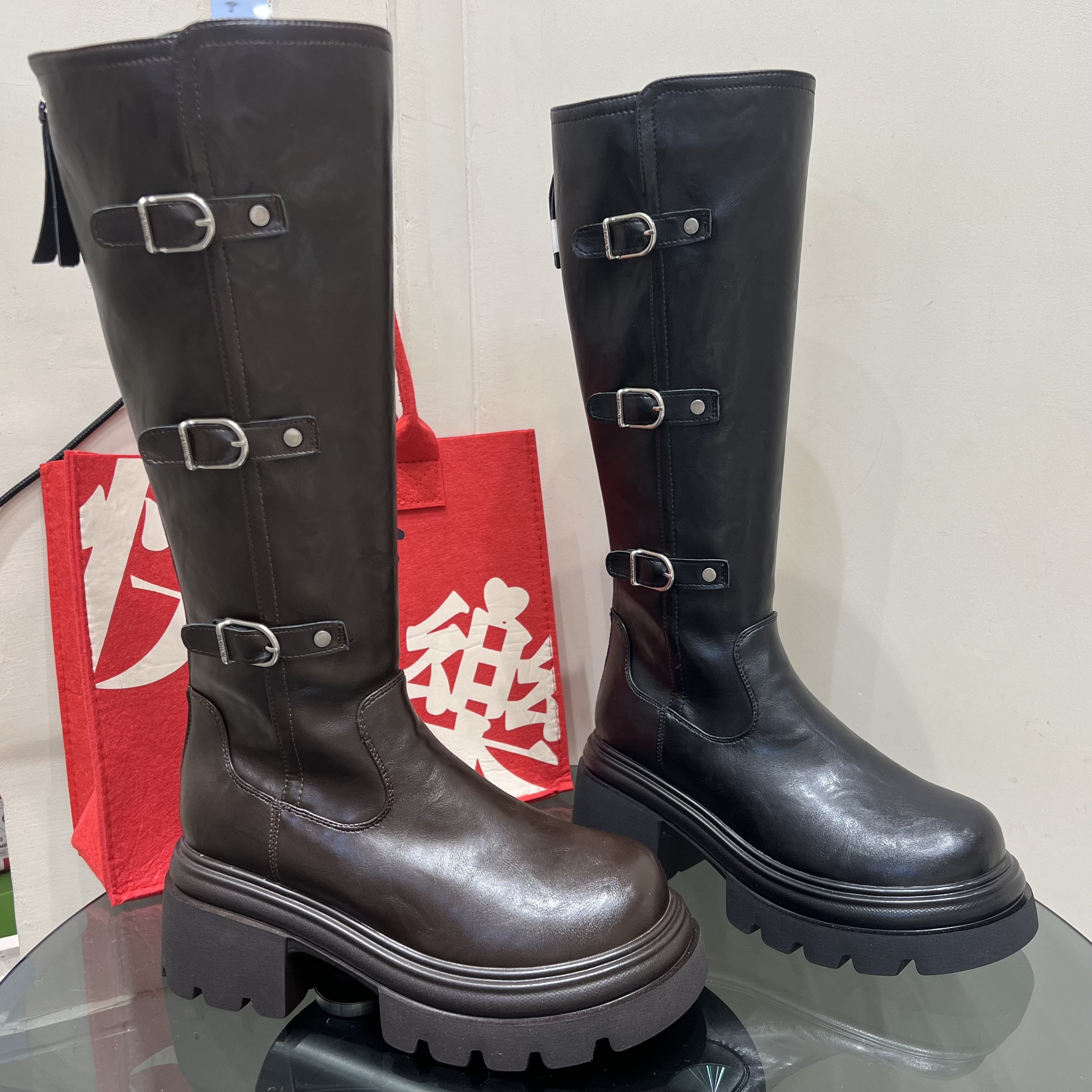 厚底加绒长筒靴女2025冬季新款圆头粗跟皮带扣机车靴显瘦骑士靴棉