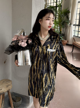 【天使觅】秋冬新款翻领套装睡衣女条纹甜美金钻绒轻奢睡裙中长款