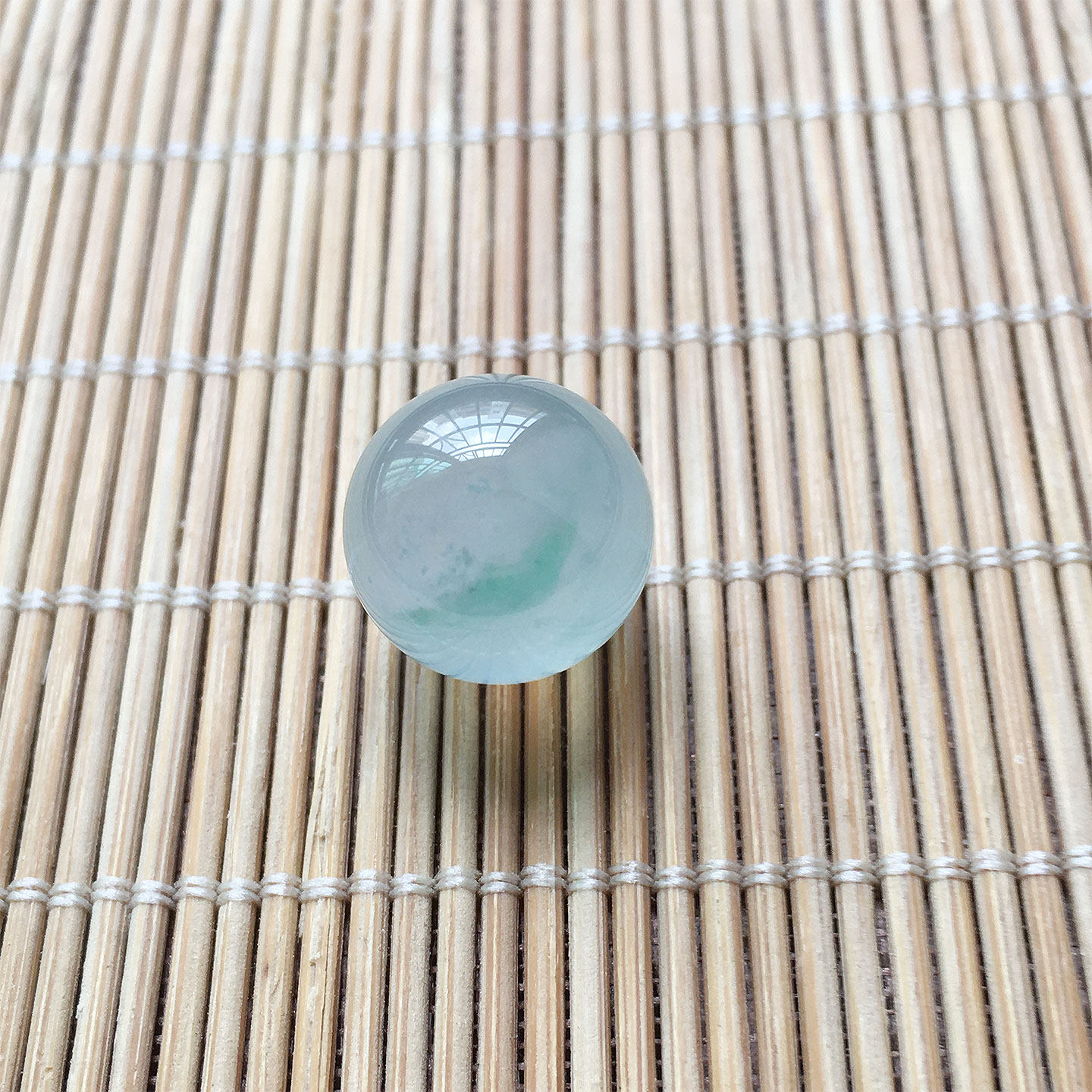 翡翠高冰种飘阳绿玉珠子