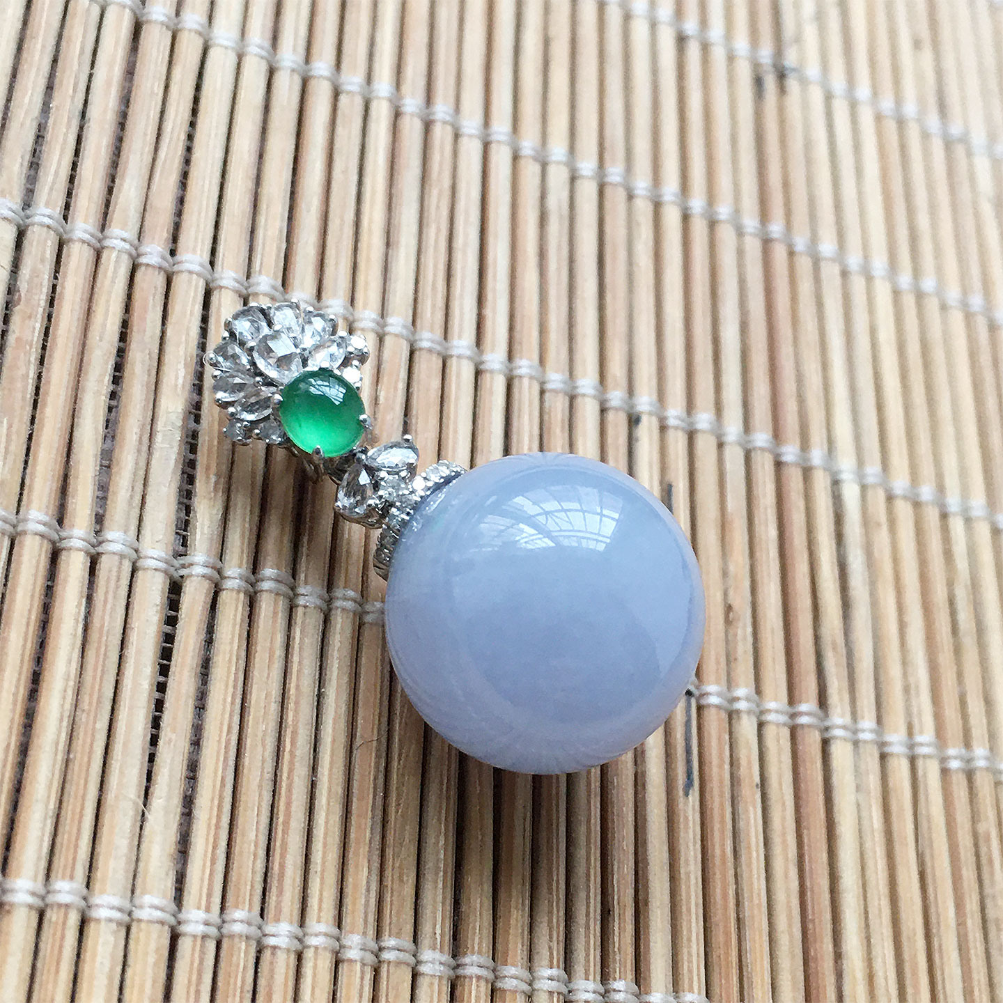 18K金镶嵌缅甸翡翠紫珠子吊坠