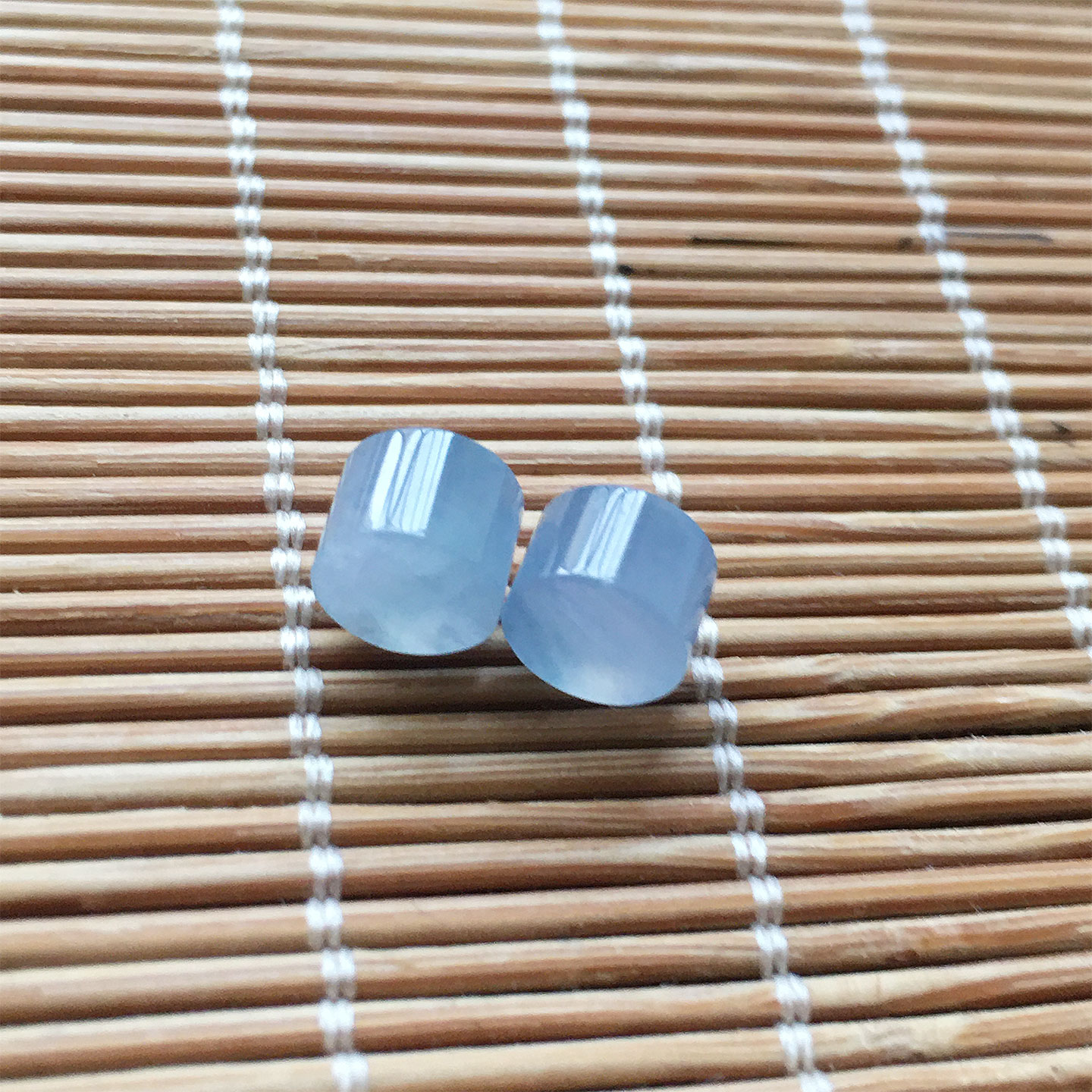 翡翠冰种紫罗兰玉冰柱子配珠