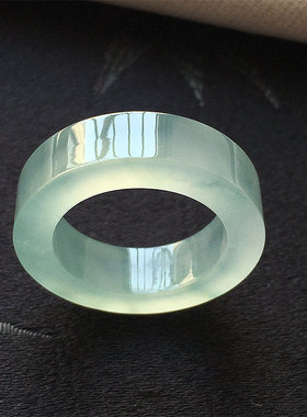 缅甸翡翠冰种浅绿色方款玉指环戒圈14号老种a货冰绿玉戒17mm纯净