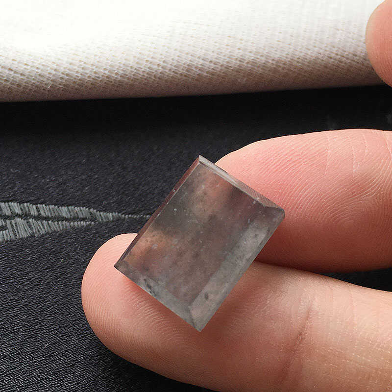缅甸翡翠冰乌鸡种平安牌吊坠