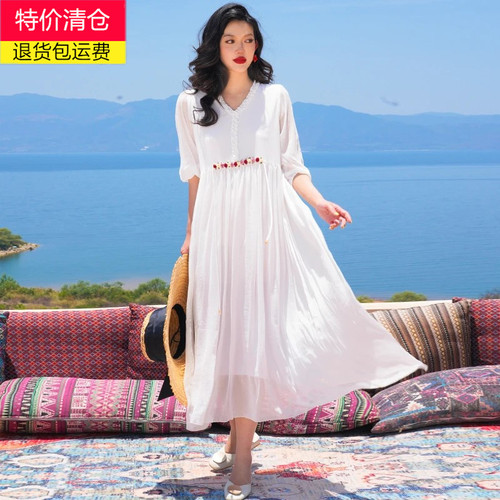 白色海边度假风连衣裙女夏高级感飘逸大摆长裙三亚沙滩裙超仙纱裙