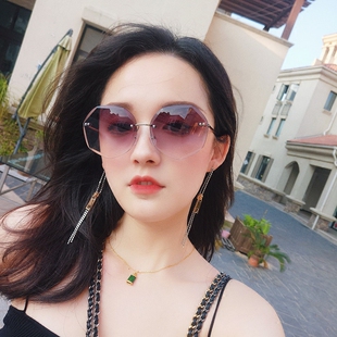 2018网红素颜个性多边形水晶无框切边太阳眼镜女渐变海洋片色墨镜