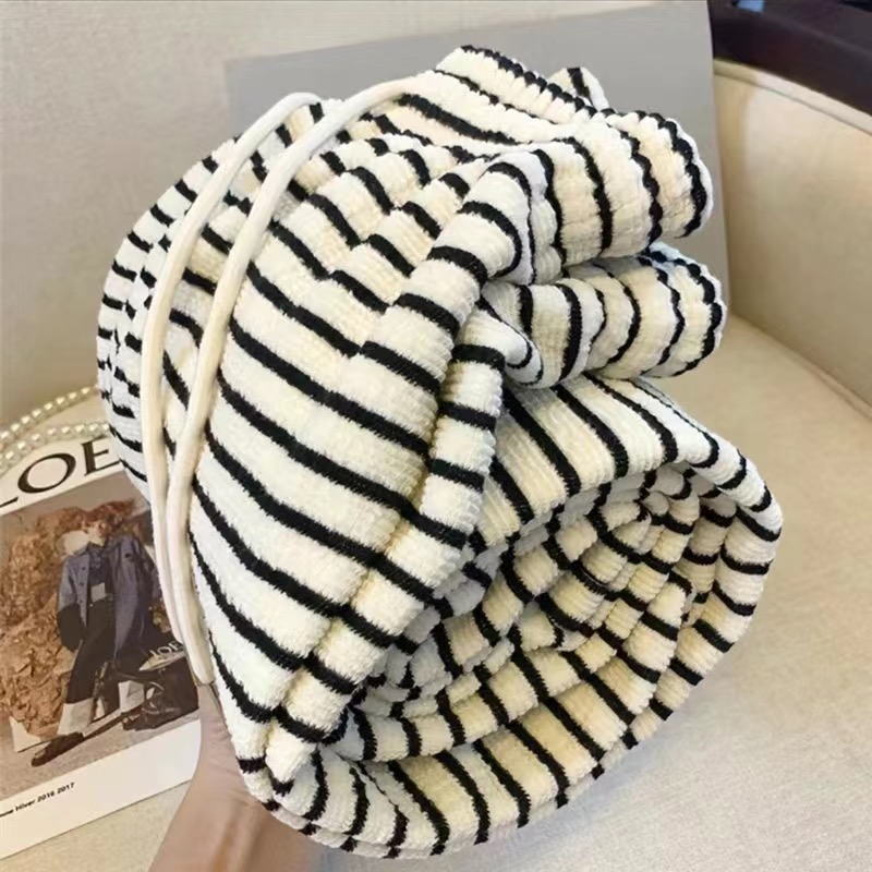 黑白条纹加绒毛巾裤女冬2025新款高腰垂感休闲软糯针织慵懒阔腿裤