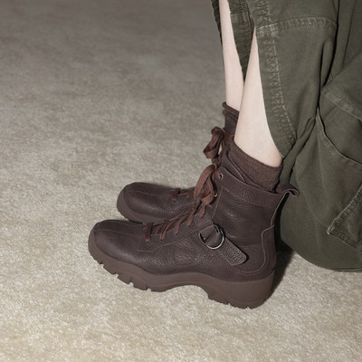 复古英伦风马丁靴女2025秋季新款皮带扣短靴机车靴百搭单靴