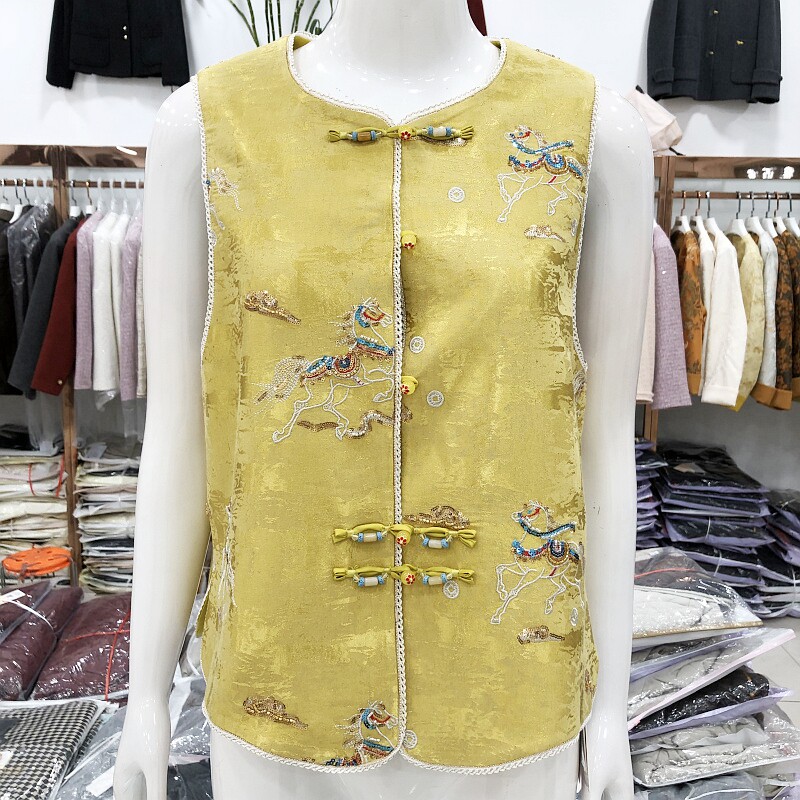 卓尚ZS26A-0988 国风马甲女2026春季新款洋气新中式坎肩亮片马夹