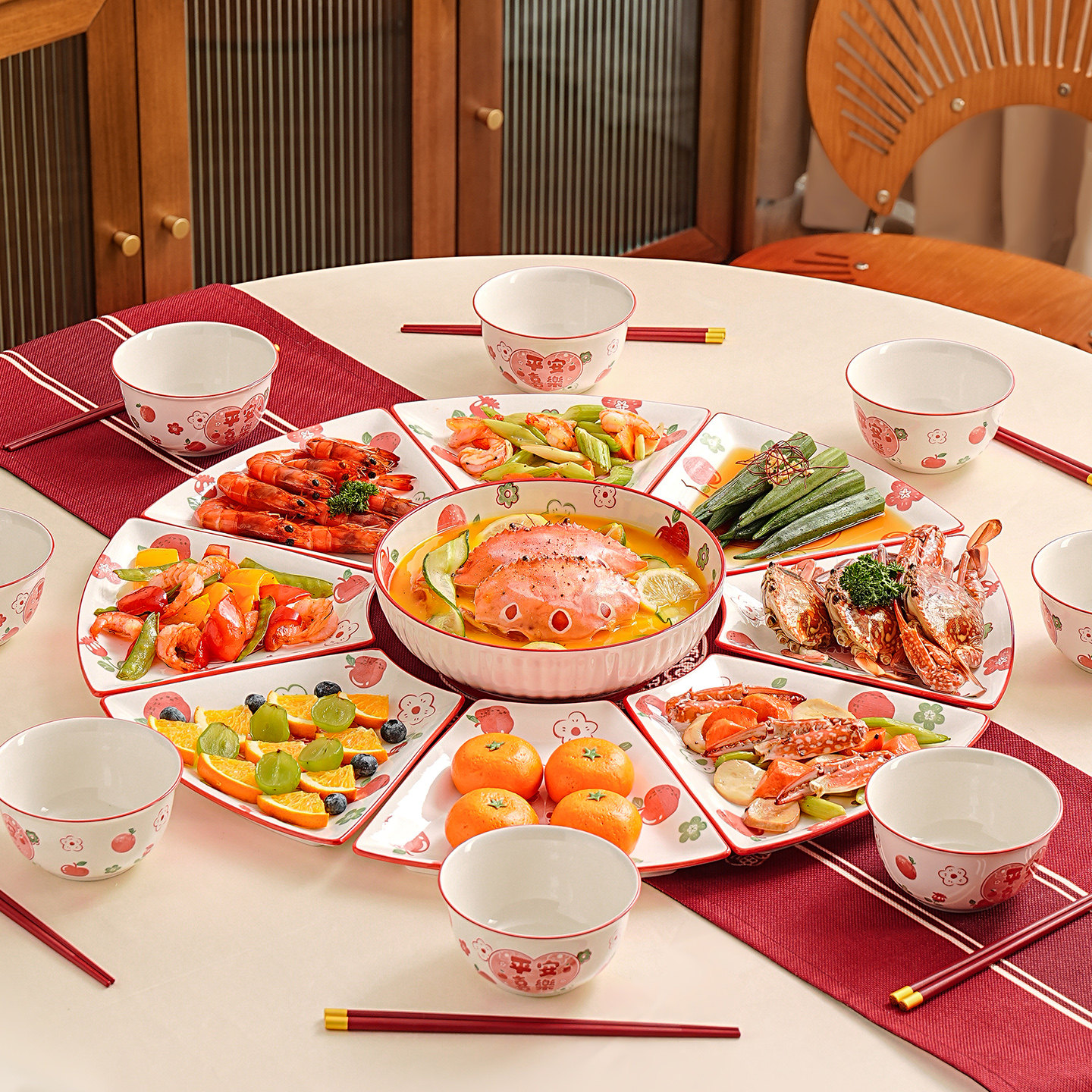团圆年夜饭拼盘餐具组合过年家庭陶瓷器套装圆桌盘子碗2025新款