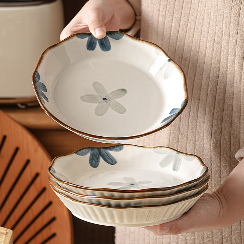 日式陶瓷盘子家用套装菜盘2026新款高级感好看的早餐圆盘深汤碟子