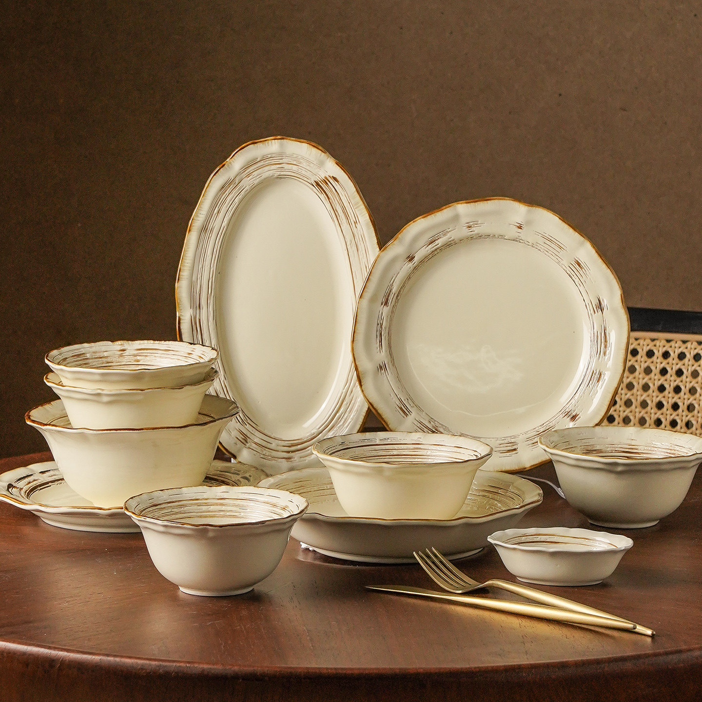 陶瓷碗家用2026新款漂亮碗具釉下彩碗盘筷碗碟餐具套装高级感小众