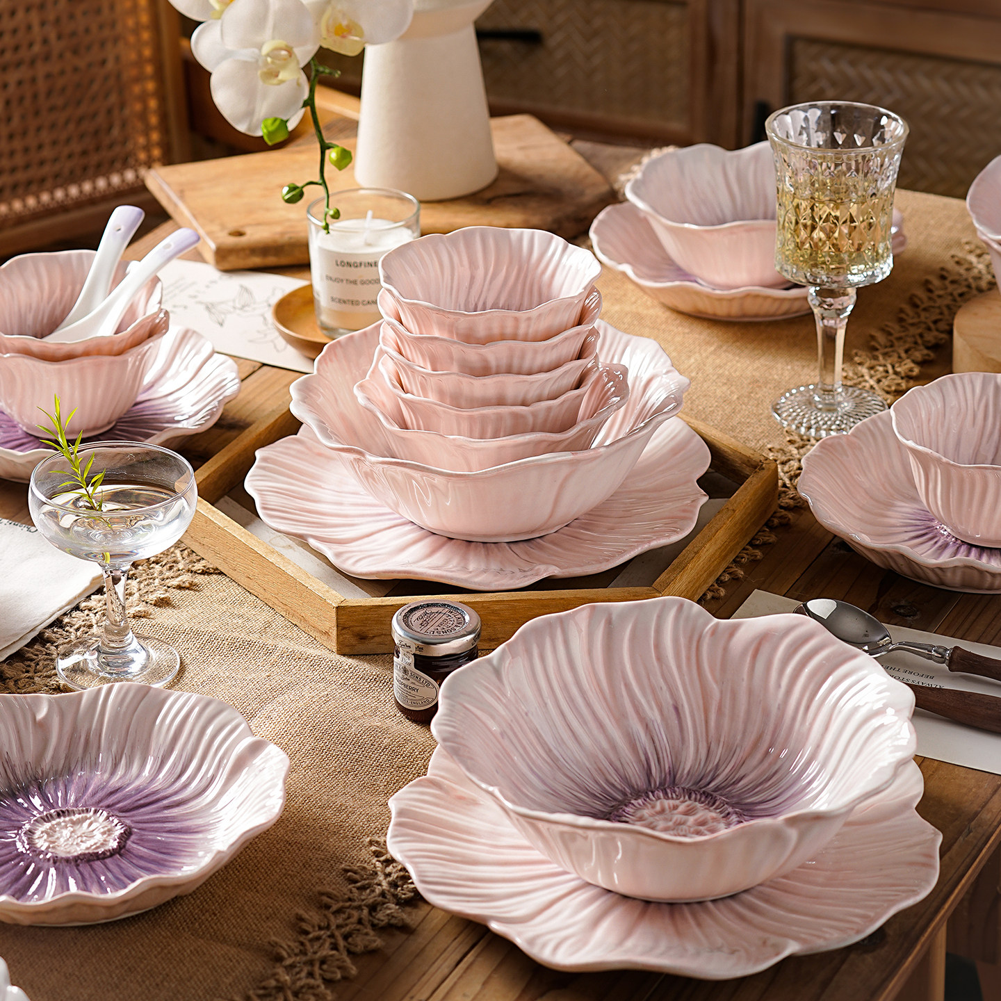 可爱餐具碗盘碗碟套装家用盘子碗筷陶瓷碗饭碗特别好看的组合礼盒