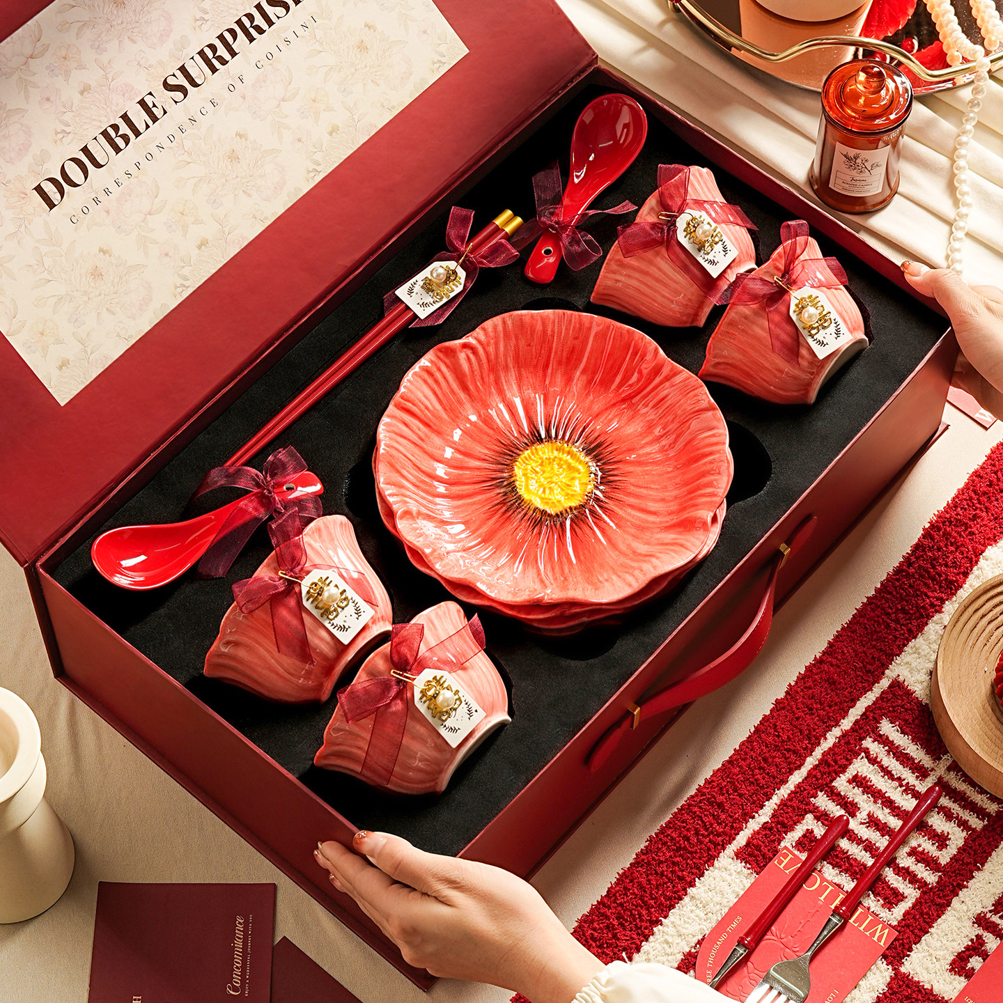 高档碗碟餐具陶瓷新婚礼物送新娘红色碗盘筷套装乔迁新居结婚礼盒