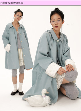 霓虹大荒野®秋季新品 雾蓝色碎花袖口贝壳扣风衣外套