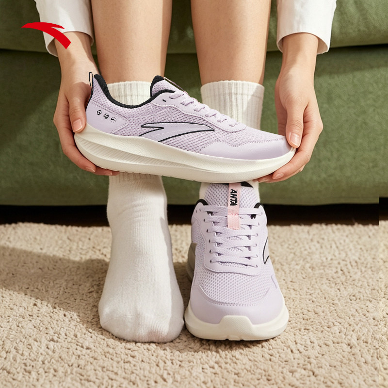 安踏运动鞋女款轻便休闲网面透气图片