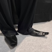 男女踩跟德比鞋 鸭掌扁头巫师鞋 走秀款 暗黑复古尖头休闲皮鞋 乐福鞋