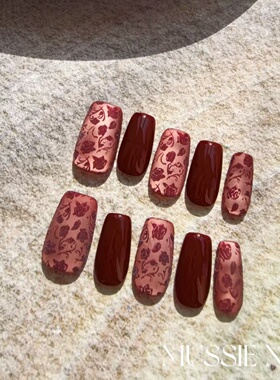 【东方绮梦】MUSSIE NAIL新年中式国风丝绒感显白手工短款穿戴甲